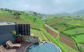 The Noman Tawangmangu By Suasana Villa
